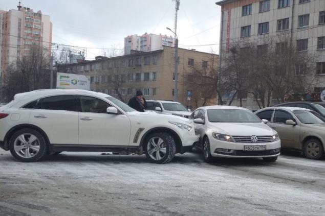 ОСАГО продолжает дешеветь: мы узнали, сколько будет стоить страховка в 2020 году