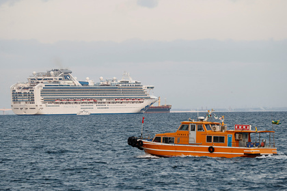 У пассажиров круизного лайнера в Японии обнаружили коронавирус