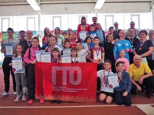 60 медалей вручили призерам зимнего многоборья в Ачинске
