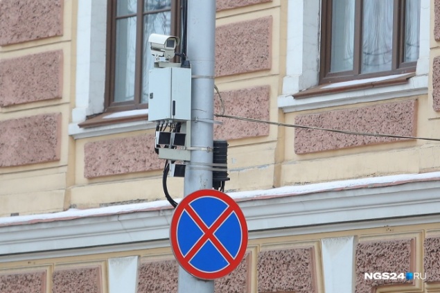 Пенсионер получал штрафы за нарушения автомобиля-двойника и смог добиться отмены штрафов только через Москву