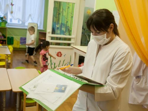 Сегодня в Ачинске открылось более 50 дежурных групп в детских садах