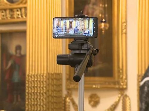 Посмотреть трансляцию службы в Пасхальную ночь верующие смогут в прямом эфире на краевом государственном телеканале «Енисей»