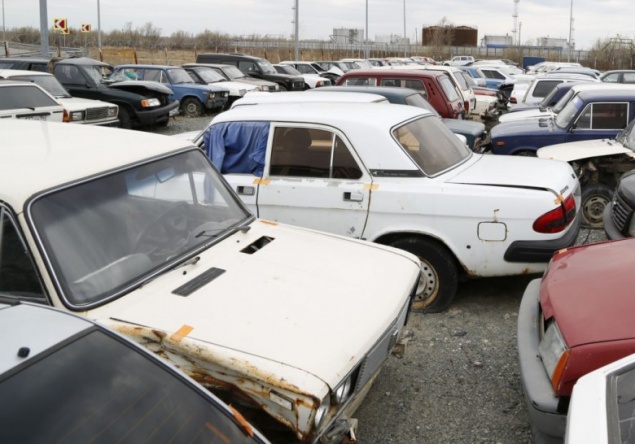 Отвезли автомобиль на штрафстоянку. Мне он не нужен. Можно его там оставить навсегда?
