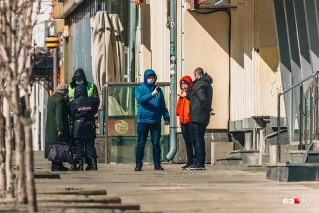 Предупредите бабушек: 10 схем мошенников, которые наживаются на пандемии