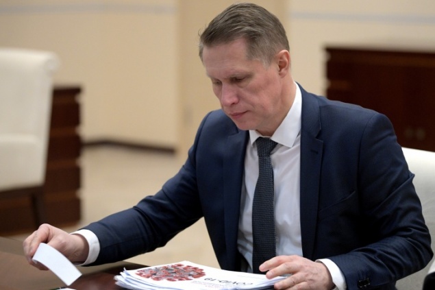 Министр здравоохранения РФ сообщил, что в России идет подъем заболеваемости из-за коронавируса