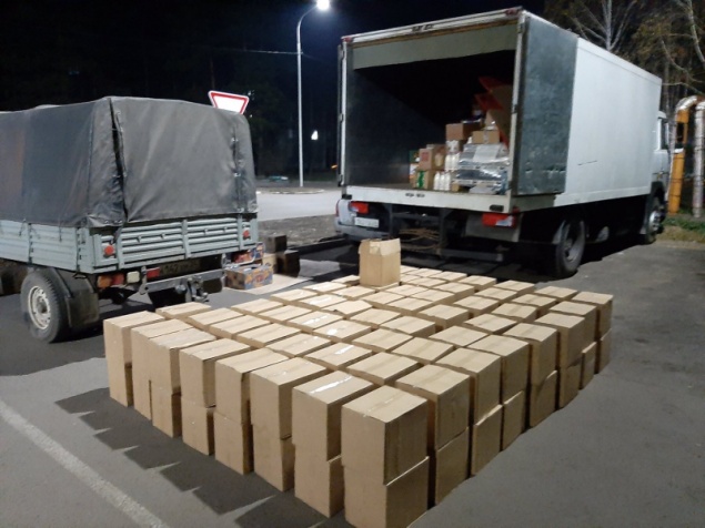 В Лесосибирске задержали машину с поддельным алкоголем на полмиллиона рублей