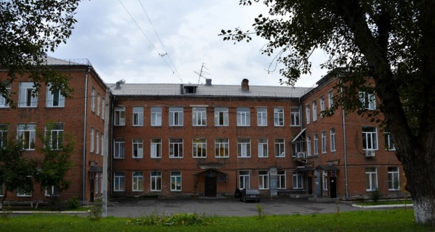 Роддом красноярской 20-й больницы остановил прием рожениц из-за коронавируса у сотрудниц