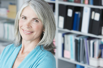 Назван способ борьбы с сединой