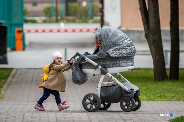 Где взять деньги на детей: список всех пособий, которые пообещал Путин