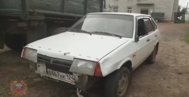 В Абанском районе водитель на ВАЗе сбил девушку-подростка и скрылся с места аварии