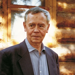 «Рожденный из бытия»: к юбилею Распутина библиотекари провели «путешествие»