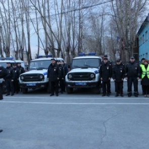 Сотрудники полиции и дружинники заступили на охрану общественного порядка в Ачинске