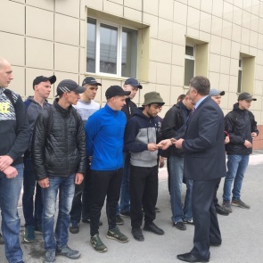 В Ачинске состоялась очередная отправка призывников