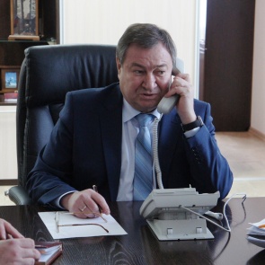 Прямая телефонная линия Главы Ачинска: за 10 месяцев поступило и рассмотрено около 300 сообщений