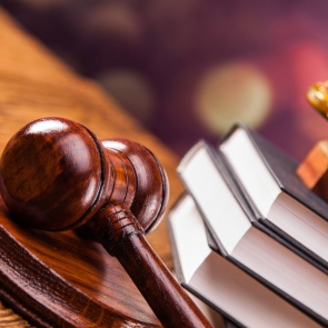 В Ачинске мужчина, подозреваемый в совершении серии краж, предстанет перед судом