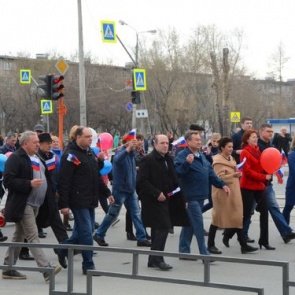 Глава Ачинска поблагодарил работников культуры за организацию праздничного Первомая