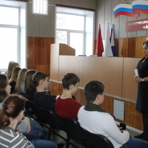 Врио начальника МО МВД России «Ачинский» Сергей Макаревич провел встречу со студентами