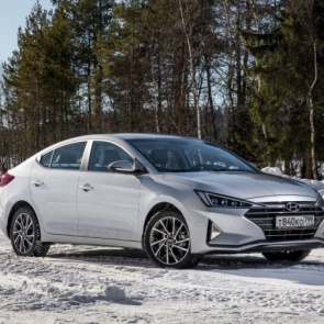 Обновленная Hyundai Elantra. Объявлены цены и комплектации