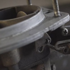 Как правильно провести чистку карбюратора?