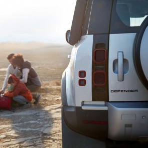Новый Land Rover Defender. Назад в будущее