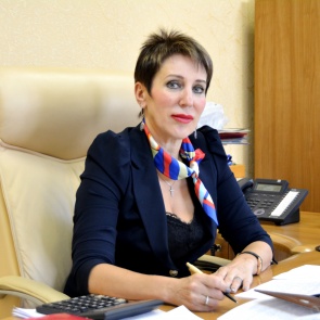 Какие профессии получают возрастные жители Ачинска, и кто платит за учебу?и