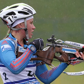 Российская биатлонистка согласилась пробежать гонку в нижнем белье