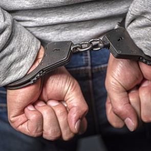 В России поймали японца при попытке получить секретные документы