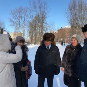 Илай Ахметов: «Все проекты по преображению школ обязаны пройти совместное обсуждение с родителями, школьниками и педагогами»