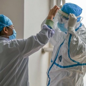 Число красноярцев на карантине из-за нового коронавируса стремительно растет