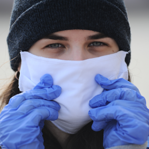 ВОЗ объявила медицинские маски не спасающими от коронавируса