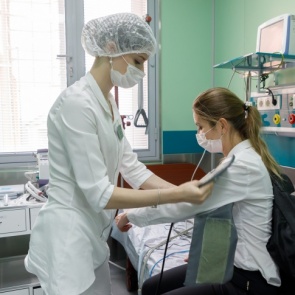 Помещённых в обсерваторы из-за угрозы коронавируса красноярцев начали отправлять по домам