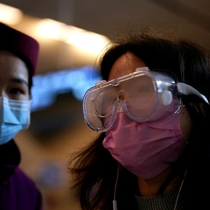 Названа новая версия появления коронавируса