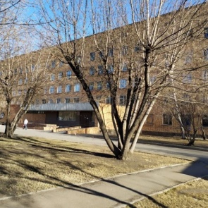 Корпус 20-й больницы переделали под пульмонологический госпиталь. Там будут лечить пациентов с COVID-19