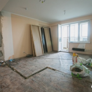 Красноярцы массово бросились делать ремонт во время самоизоляции