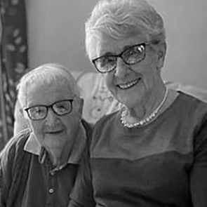 Супруги прожили вместе 60 лет и умерли от коронавируса в один день