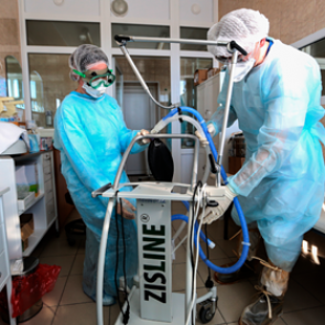 Академик РАН назвал вероятные сроки спада эпидемии коронавируса