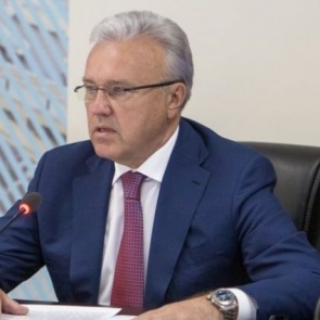 Губернатор Красноярского края Александр Усс отложил подписание указа об ослаблении ограничений (Текст обращения к жителям региона от 12 мая)