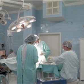 «Предстоит реконструкция конечностей»: врачи рассказали о тактике лечения раненых красноярских инкассаторов