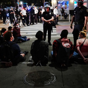 Трамп призвал ввести войска в Нью-Йорк