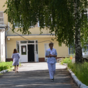 Прокуратура заинтересовалась ачинскими медиками, которые не получили страховку по ковиду